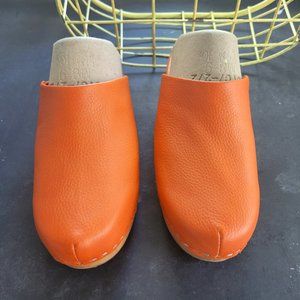 Charlotte Stone Martino Low Heel Clog, Size 8 shoe